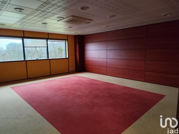 Atelier à vendre 2 026 m² Descartes