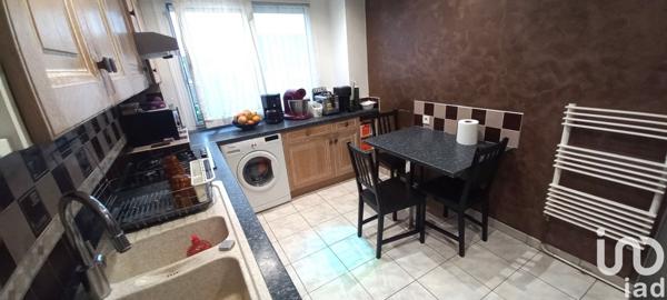 Appartement 3 pièces de 56 m² à Choisy-le-Roi (94600)