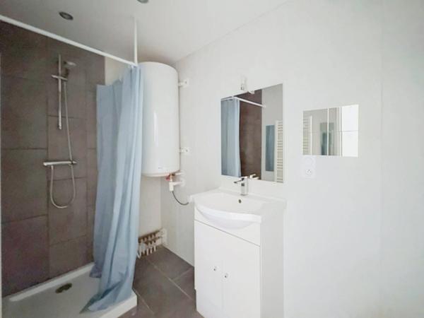 Appartement à vendre T1 SAINT CERGUES (74)