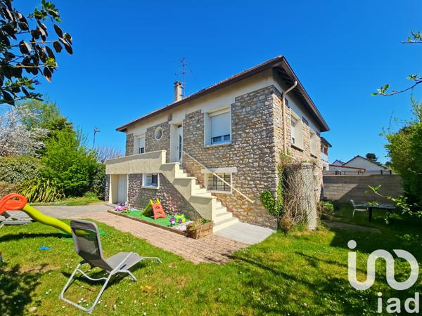 Maison à vendre 5 pièces 105 m² Brie-Comte-Robert