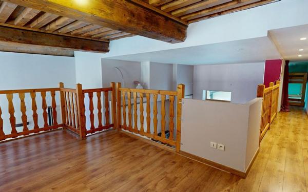 Appartement à vendre    3 pièces • 75,64 m2 Lyon 5