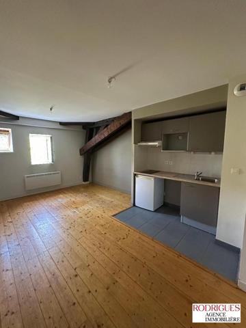 Appartement à louer, 2 pièces - POITIERS 86000