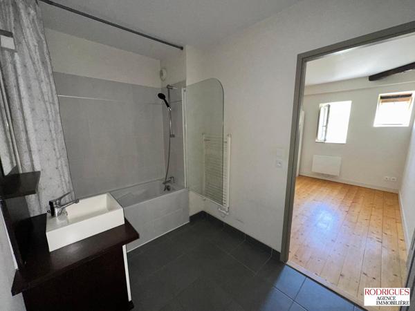 Appartement à louer, 2 pièces - POITIERS 86000
