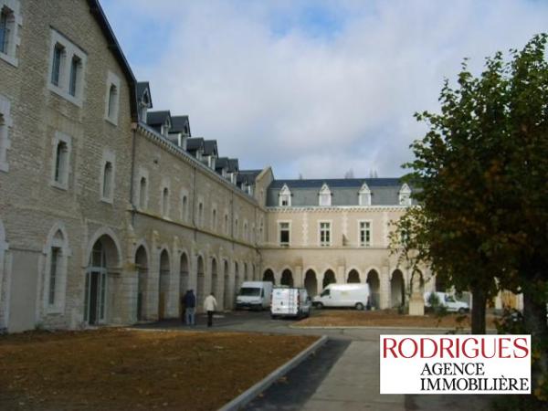Appartement à louer, 2 pièces - POITIERS 86000