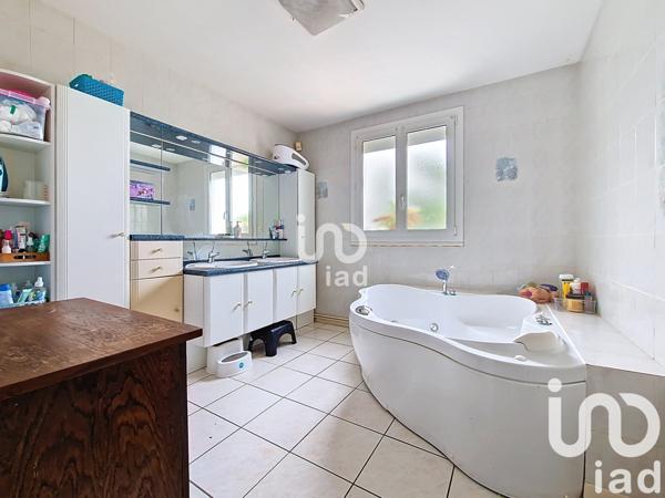 Maison à vendre 6 pièces 210 m² Méreau