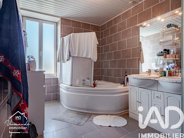 Maison à vendre 9 pièces 230 m² Saint-Mard