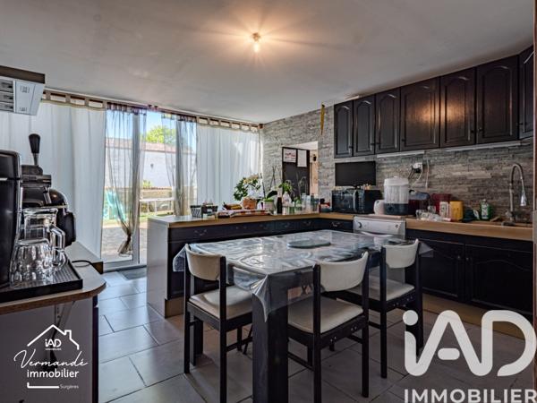 Maison à vendre 9 pièces 230 m² Saint-Mard