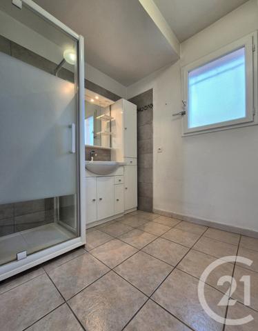 Appartement T3 à vendre  3 pièces - 81,97 m2 SALON DE PROVENCE - 13