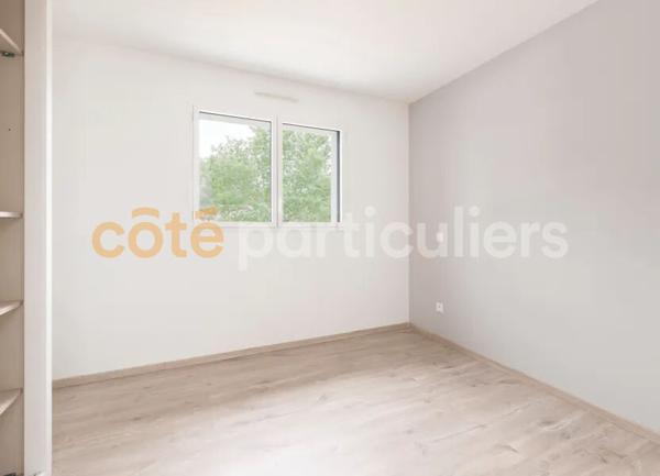 Vente
                Maison100 m² - 4 Pièces -
                    MONT DE MARSAN (40000)
