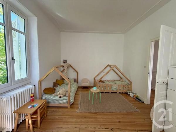 Maison à vendre  6 pièces - 217,12 m 2   MAULEON LICHARRE  - 64