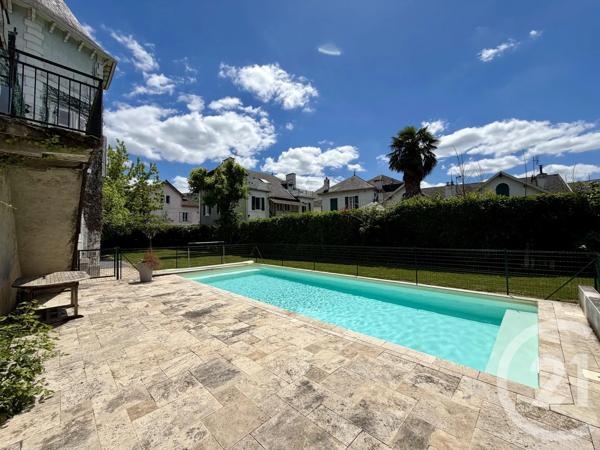 Maison à vendre  6 pièces - 217,12 m 2   MAULEON LICHARRE  - 64