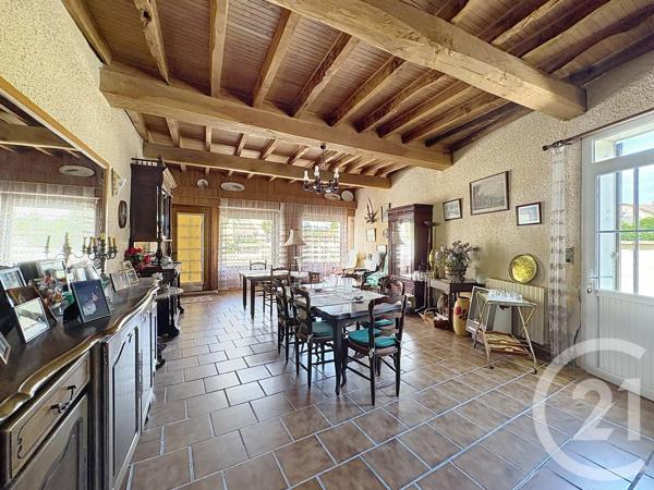 Maison à vendre  8 pièces - 234,70 m 2   MONTPON MENESTEROL  - 24