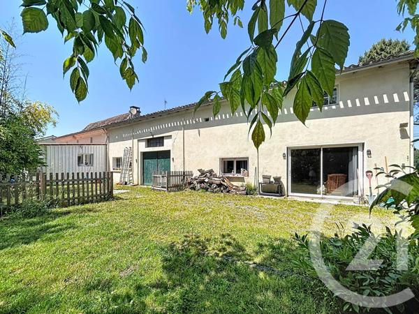 Maison à vendre  8 pièces - 234,70 m 2   MONTPON MENESTEROL  - 24