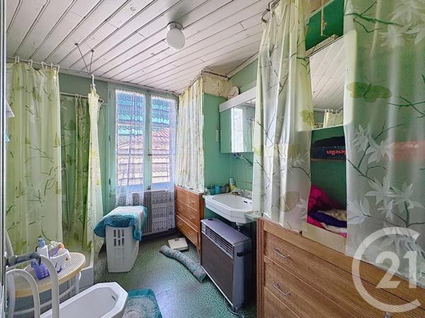 Maison à vendre  8 pièces - 234,70 m 2   MONTPON MENESTEROL  - 24