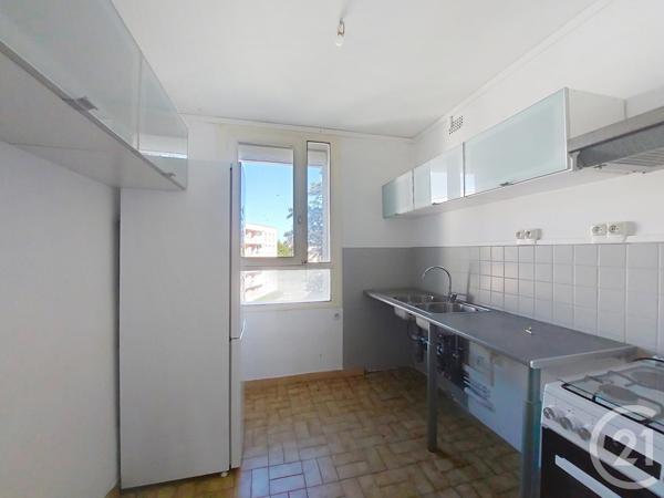 Appartement F5 à vendre  5 pièces - 77,10 m2 MONTELIMAR - 26