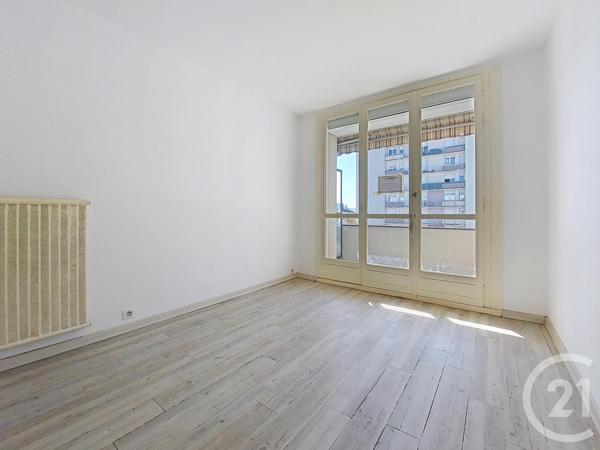 Appartement F5 à vendre  5 pièces - 77,10 m2 MONTELIMAR - 26
