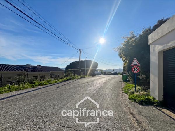 Appartement à vendre 2 pièces LE LAVANDOU (83)