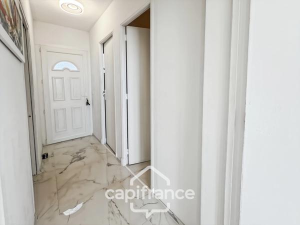 Appartement à vendre 2 pièces LE LAVANDOU (83)