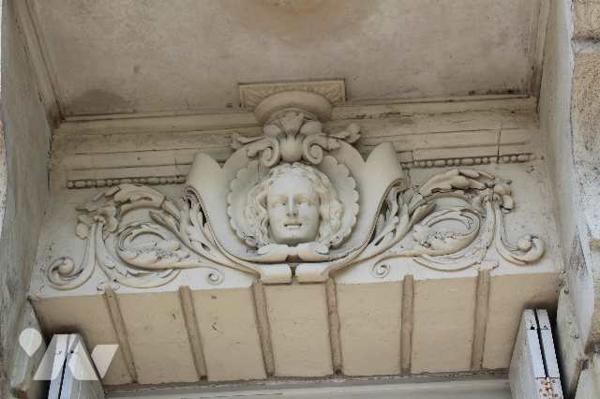 Maison de  ville, ancien hôtel.