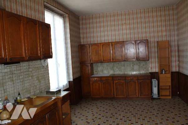 Maison de  ville, ancien hôtel.