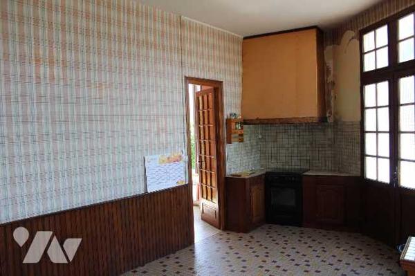 Maison de  ville, ancien hôtel.