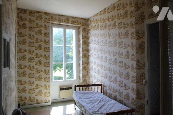 Maison de  ville, ancien hôtel.