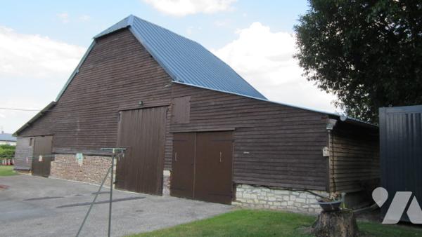 Maison individuelle de 136 m2, 2 ch, greniers aménageable de 68 m2.