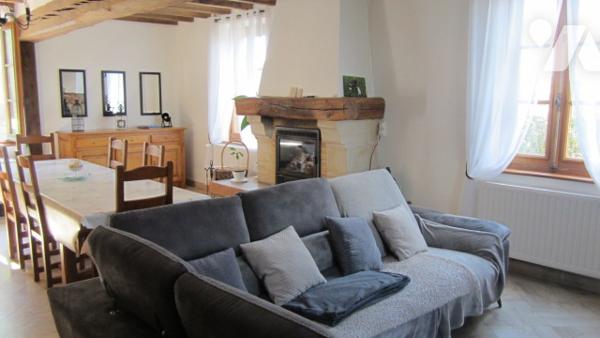 Maison individuelle de 136 m2, 2 ch, greniers aménageable de 68 m2.