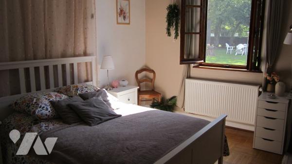 Maison individuelle de 136 m2, 2 ch, greniers aménageable de 68 m2.