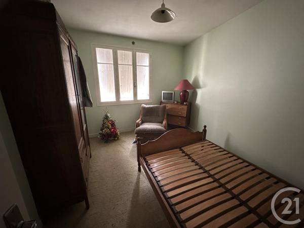 Maison à vendre  11 pièces - 200 m 2   LEZAY  - 79