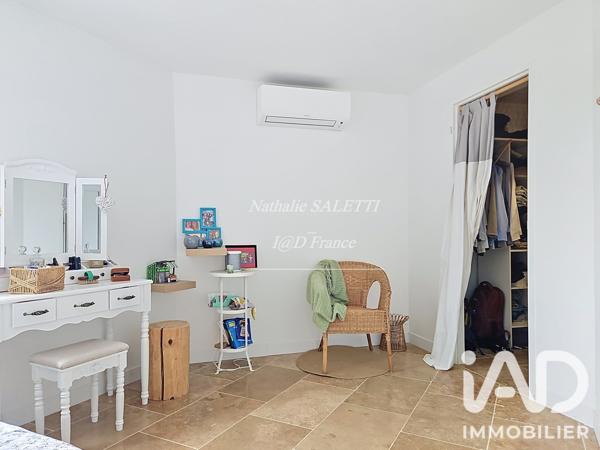 Maison à vendre 4 pièces 128 m² Saint-Hilaire-de-Lusignan