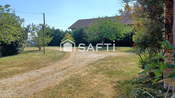 Fermette de 1870 d'environ 120m² implantée à Mézières en Gâtinais