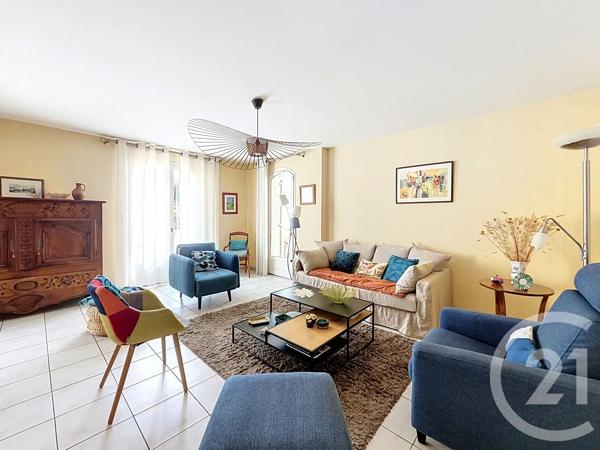 Maison à vendre  6 pièces - 140,20 m 2   GRADIGNAN  - 33