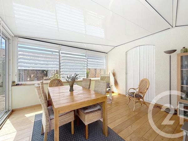Maison à vendre  6 pièces - 140,20 m 2   GRADIGNAN  - 33