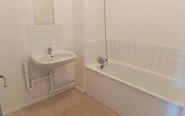 Maison à louer    4 pièces •  Lorris