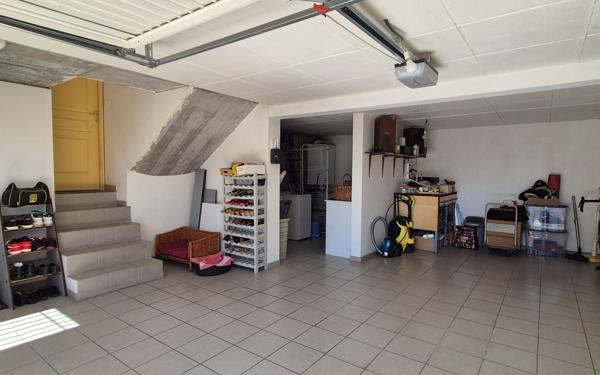 Maison à vendre    3 pièces • 89,33 m2 Vaulx-en-Velin
