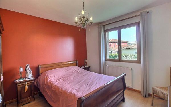 Maison à vendre    3 pièces • 89,33 m2 Vaulx-en-Velin