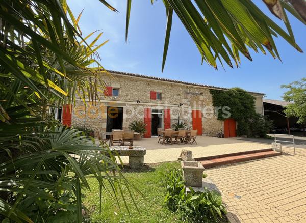 Vente
                Maison240 m² - 9 Pièces -
                    SAINT CIRICE (82340)