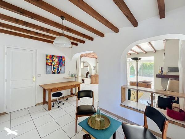 Maison 380 000 € Lescar 5 p 150 m² DPE C