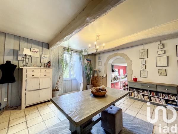 Maison à vendre 7 pièces 263 m² Beaumarchés