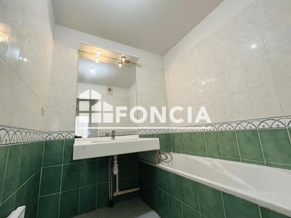 Location Appartement 3 pièces 71.59 m² - TRAVERSE RICHARD Toulon 83200