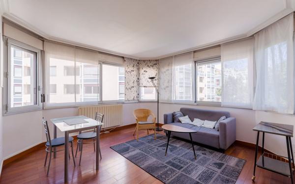 Appartement à vendre    2 pièces •  Lyon 6