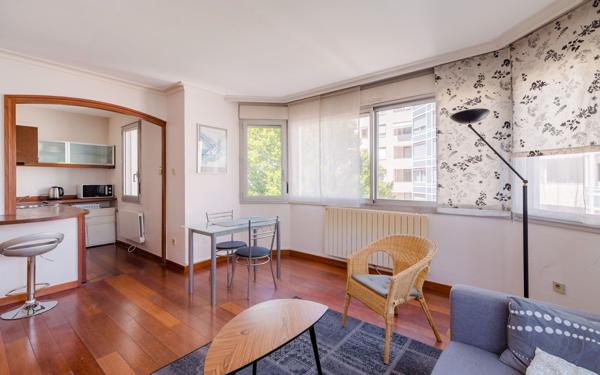 Appartement à vendre    2 pièces •  Lyon 6