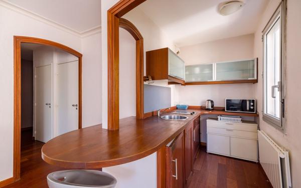 Appartement à vendre    2 pièces •  Lyon 6