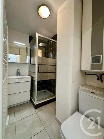 Appartement T2 à vendre  2 pièces - 27,70 m 2   SIX FOURS LES PLAGES  - 83