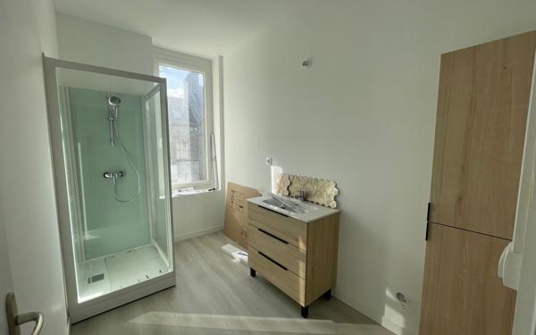 Appartement à louer    2 pièces •  Cherbourg-Octeville