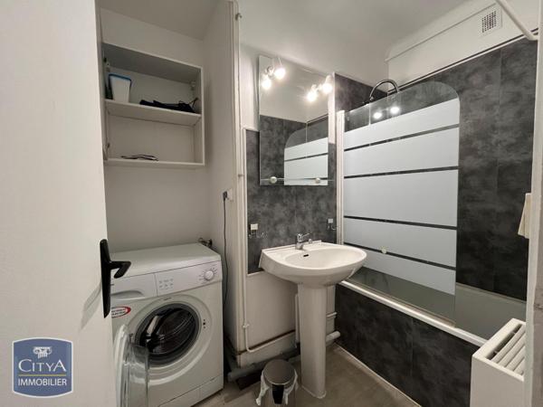 Appartement à louer 4 pièces 71.16m²