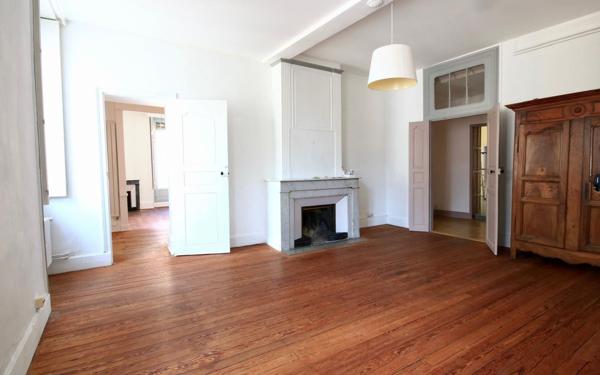 Appartement à vendre    5 pièces •  Romans-sur-Isère