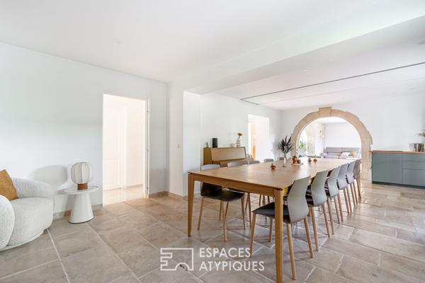 Maison rénovée avec beaux volumes