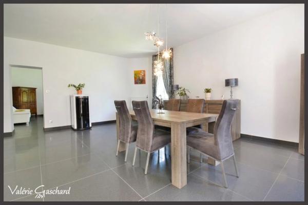 St seurin sur l'isle - Maison 150 m² + hangars sur 3800 m² de terrain